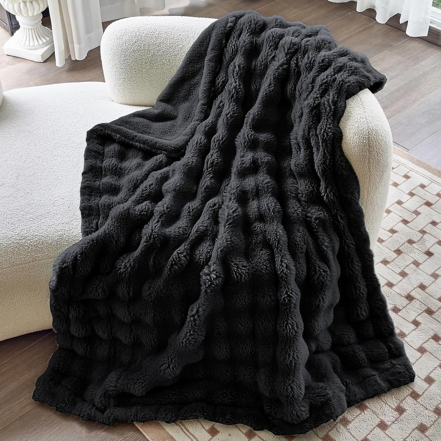 Parojati Faux Fur Black Throw Blanket for Couch