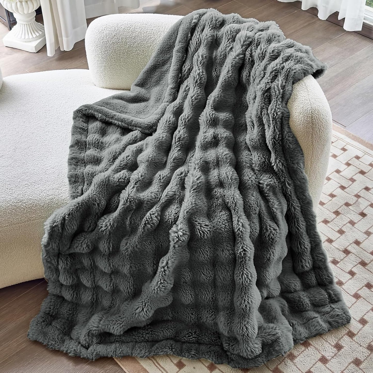Parojati Faux Fur Black Throw Blanket for Couch