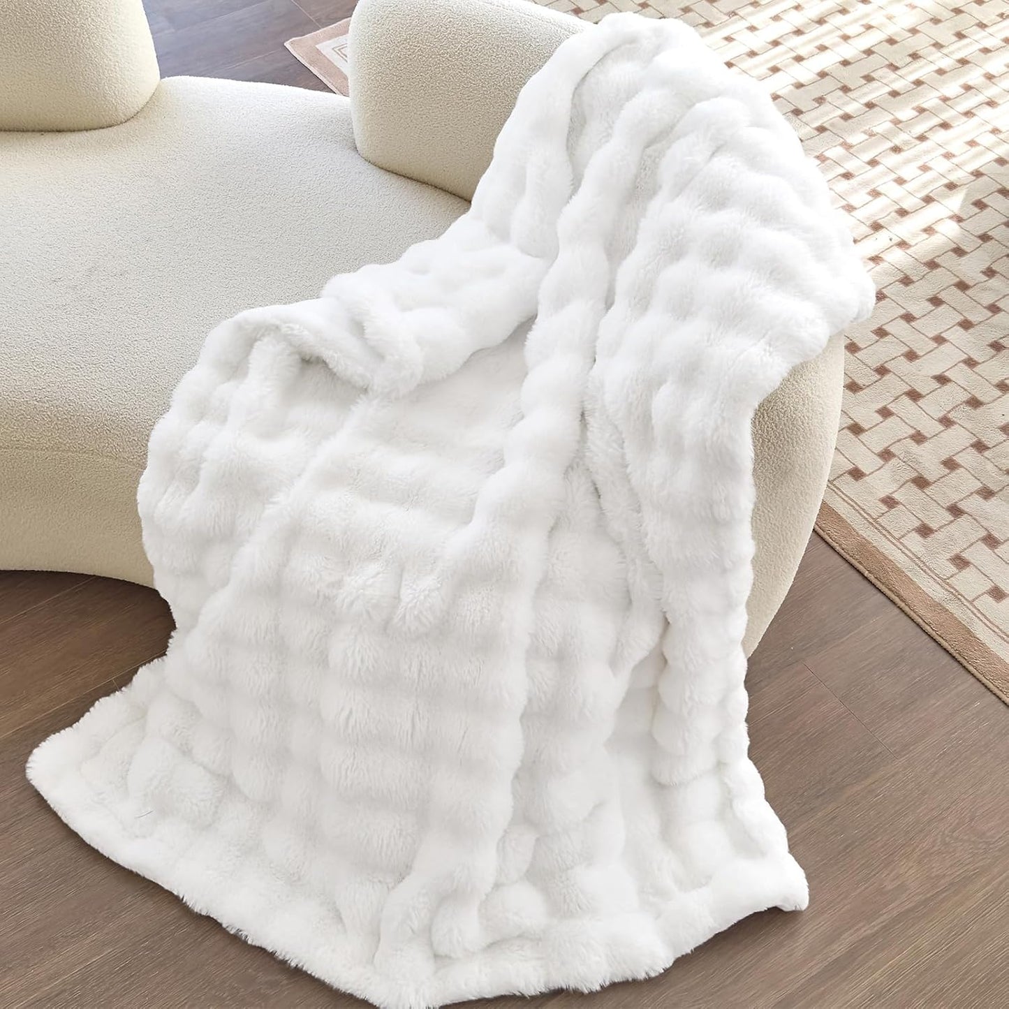 Parojati Faux Fur Black Throw Blanket for Couch