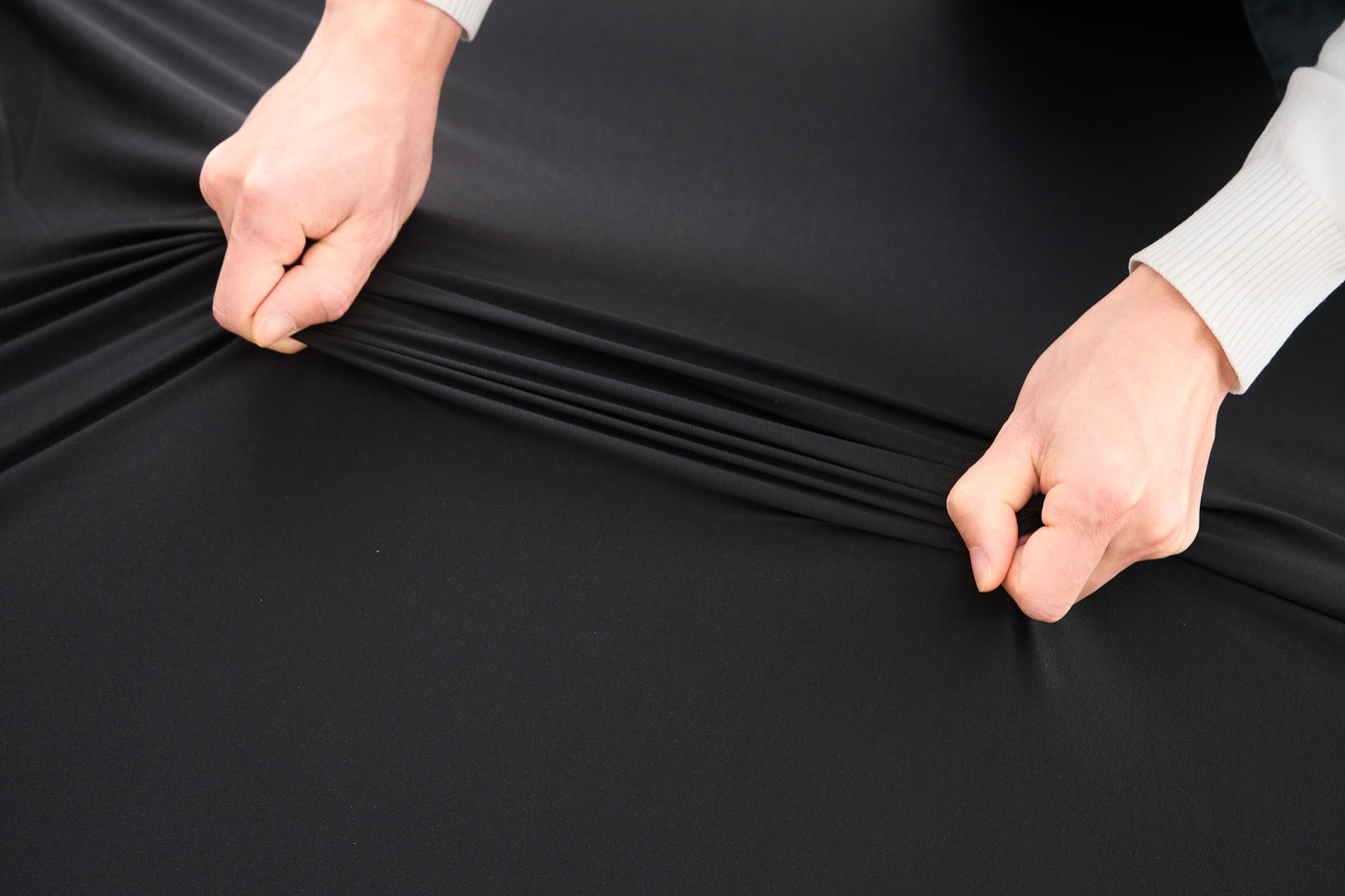 IVAPUPU 2 Pack 6FT Table Cloth